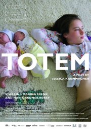 Totem: ecco la locandina