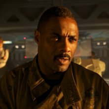 Cidris Elba Nei Panni Di Janek Sull Astronave Di Prometheus 237196