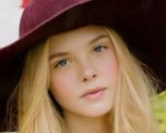 Elle Fanning, che Dio t'aiuti!