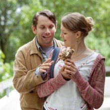 Christian Ulmen e Lola Dockhorn nel film Einer wie Bruno