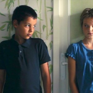 Zoé Heran in una scena di Tomboy