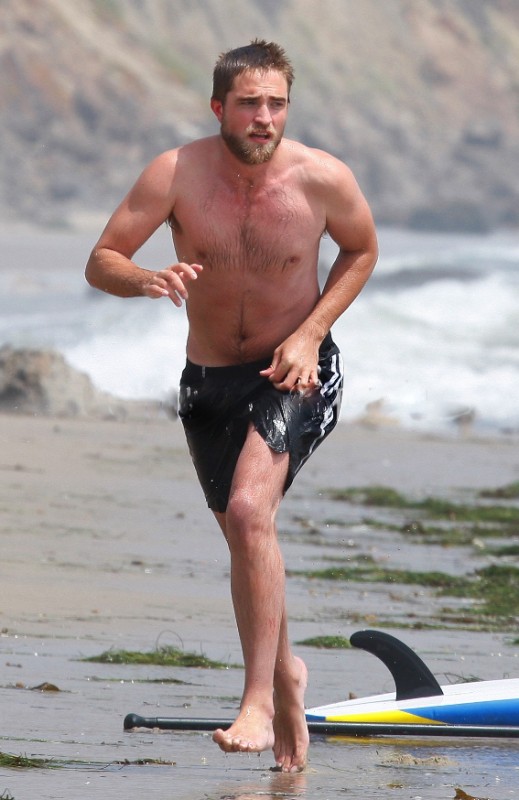 Robert Pattinson Fa Surf A Malibu 237355