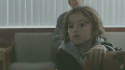 Trailer - In The Family