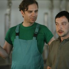 Workers - Pronti a tutto: Andrea Bruschi e Pietro Casella in una scena del film