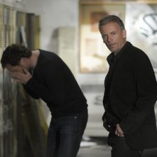 Il socio - Callum Keith Rennie e Josh Lucas sono i fratelli McDeere in una scena della serie