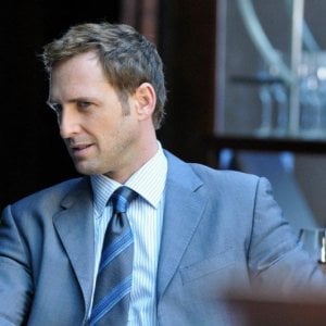 Il socio: Josh Lucas è Mitch McDeere in una scena