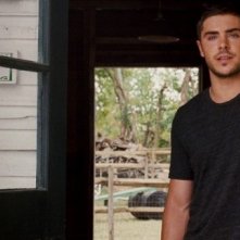 Zac Efron è Logan Thibault in Ho cercato il tuo nome