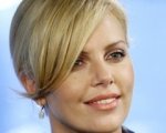 Charlize Theron torna alla fantascienza