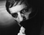 Dark Shadows, addio a Barnabas il vampiro