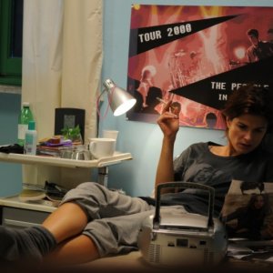 Monica Birladeanu in una scena del film Maternity Blues