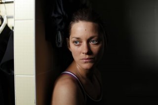 Rust and Bone: Marion Cotillard in una scena del film
