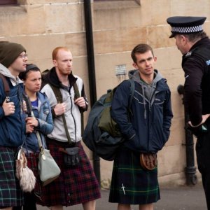 The Angels' Share: Paul Brannigan, William Ruane, Gary Maitland e Jasmin Riggins in una scena del film