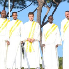 100 metri dal paradiso: gli atleti protagonisti in una foto promozionale di gruppo