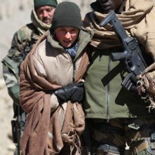 Djimon Hounsou insieme a Diane Kruger in una scena di Special Forces - Liberate l'ostaggio