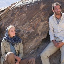 Special Forces - Liberate l'ostaggio: Diane Kruger insieme a Mehdi Nebbou in una scena del film