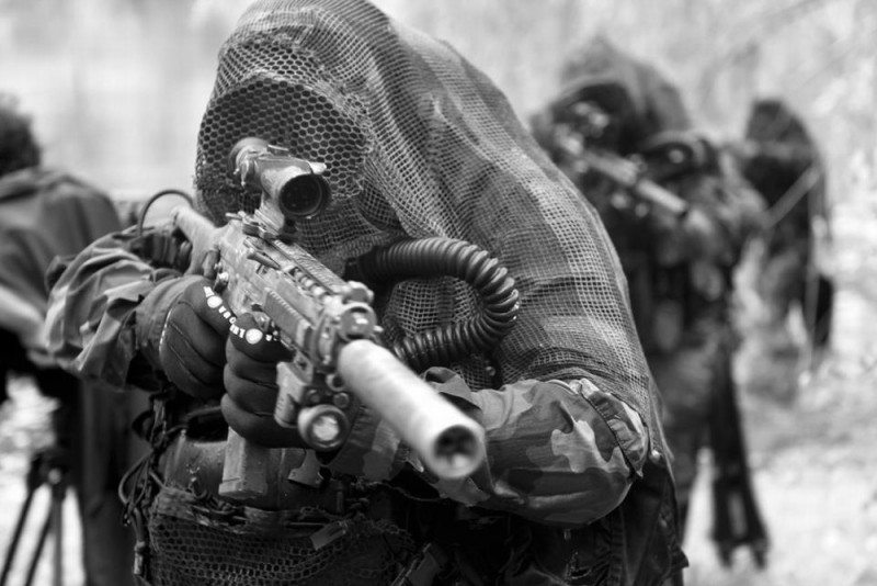 Special Forces Liberate L Ostaggio Uno Dei Rapitori Talebani In Una Scena Del Film 238040