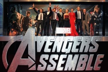 The Avengers: il folto cast del film sul palco della première inglese presso il cinema Vue Westfield di Londra