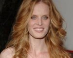 Rebecca Mader truffatrice in White Collar