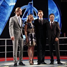The Avengers Scarlett Johansson Mark Ruffalo Chris Hemsworth E Tom Hiddleston Durante La Premiere It 238428