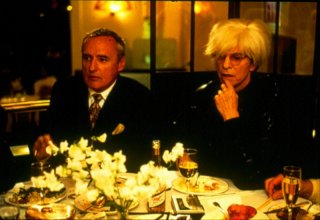 Hopper: In His Own Words, una scena del film in cui Dennis Hopper è insieme a Andy Warhol in Basquiat