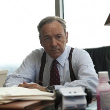 Margin Call: Kevin Spacey nei panni di uno spietato economista in una scena del film