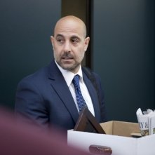 Margin Call: Stanley Tucci va via dopo il licenziamento in una scena del film