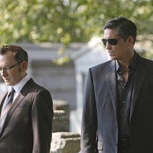 Person of Interest: Jim Caviezel e Michael Emerson in una scena dell'episodio Ghost
