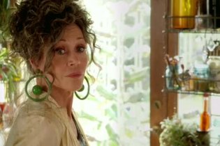 Trailer - Peace, Love, & Misunderstanding