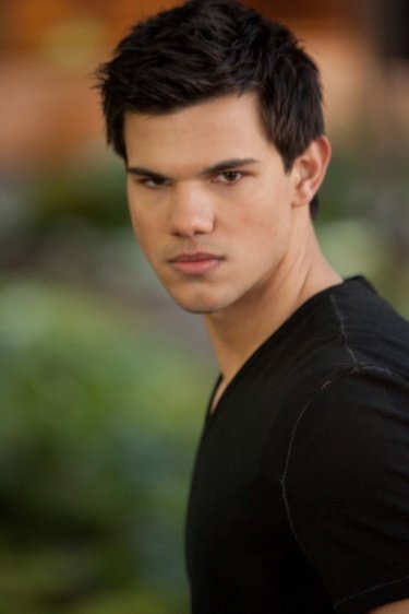 Un primo piano di Taylor Lautner in The Twilight Saga: Breaking Dawn - Parte 2