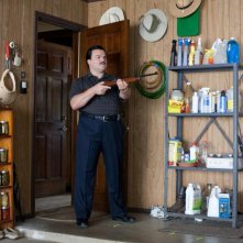 Jack Black imbraccia un fucile in Bernie