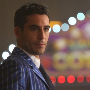 Miguel Ángel Silvestre in The Pelayos, commedia spagnola