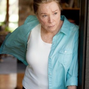 Shirley MacLaine in una scena di Bernie
