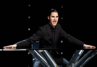 Glee: Darren Criss nell'episodio Dance with Somebody