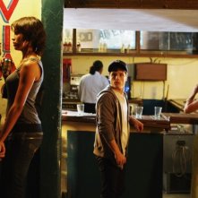 7 giorni all'Havana: Josh Hutcherson in una scena dell'episodio El Yuma (giorno 1) diretto da Benicio Del Toro