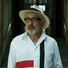 7 giorni all'Havana: un'immagine di Elia Suleiman, regista e interprete dell'episodio Diary of a beginner (giorno 4)