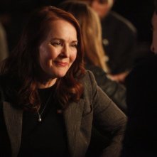 Awake: Laura Innes in una scena dell'episodio Slack Water