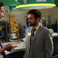 Chuck: Danny Pudi e Joshua Gomez nell'episodio Chuck Versus the Hack Off