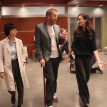 Dr House Charlyne Yi Hugh Laurie E Odette Annable Nell Episodio Affare Rischioso 239660