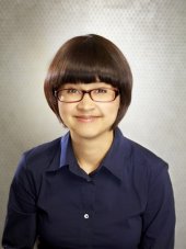 Dr House: Charlyne Yi in una foto promozionale della stagione 8