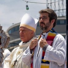 Elefante blanco: Ricardo Darín nei panni di padre Julián in una scena del film