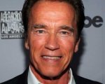 Arnold Schwarzenegger e i dieci poliziotti ladri