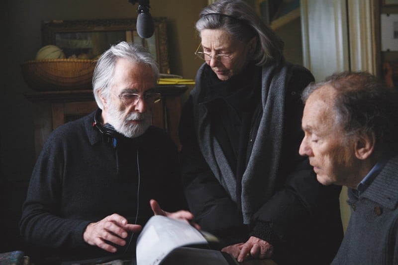 Amour: il regista Michael Haneke sul set insieme ad Emmanuelle Riva e Jean-Louis Trintignant