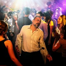 Antoine Duléry si scatena in Sea, No Sex and Sun (2012)