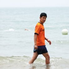 In Another Country: Jun-sang Yu in mare in una scena del film