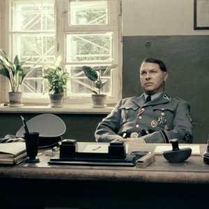 In the Fog: Vlad Ivanov in una scena del film