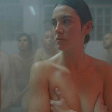 Post Tenebras Lux: Nathalia Acevedo in una scena del film