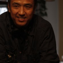 Mystery: il regista Lou Ye sorride sul set del film