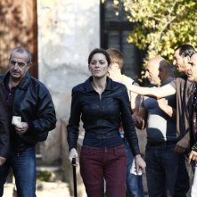 Rust and Bone: Marion Cotillard tra la folla in una scena del film