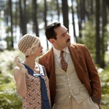 Thérèse Desqueyroux: Audrey Tautou insieme a Gilles Lellouche in una scena del film