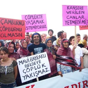 Polluting Paradise: il regista Fatih Akin in una scena del suo documentario sull'inquinamento